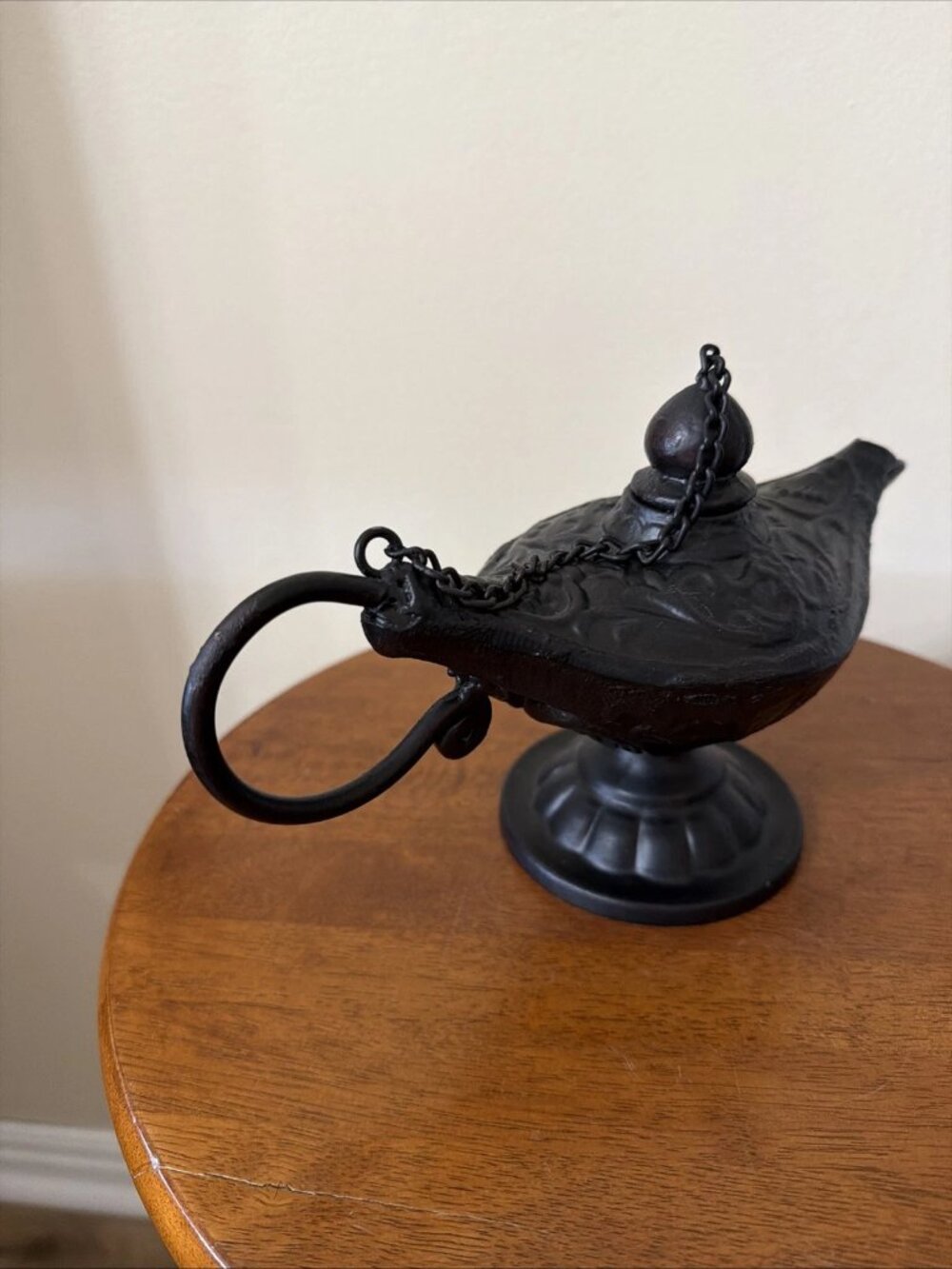 Vintage Cast Iron "Aladdin's" Genie Lamp - Embossed/Open Metal Work - Picture 3 of 10